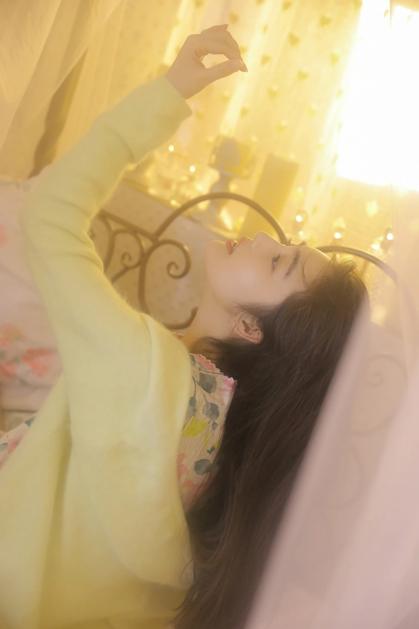 [YITUYU艺图语] 2022.06.15 少女征途 凡凡 [35P/141MB]
