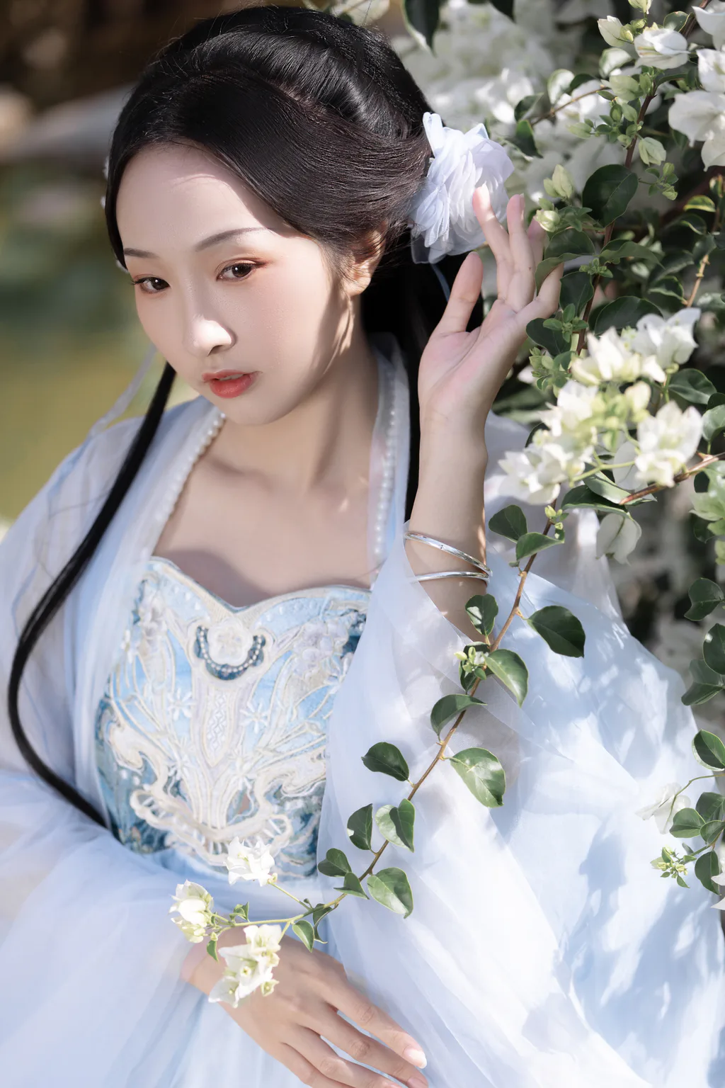 [YITUYU艺图语]2023.03.28 遇梅 丸子有只猫[24+1P/339MB]