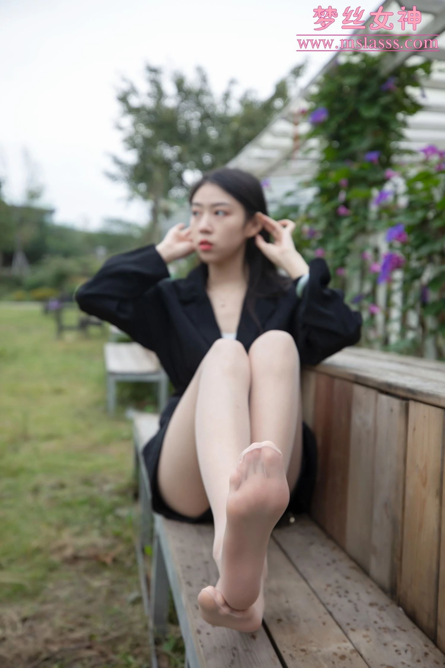 [MSLASS梦丝女神]2021.10.21 新模超细腿 娜贝儿[40P/206MB]