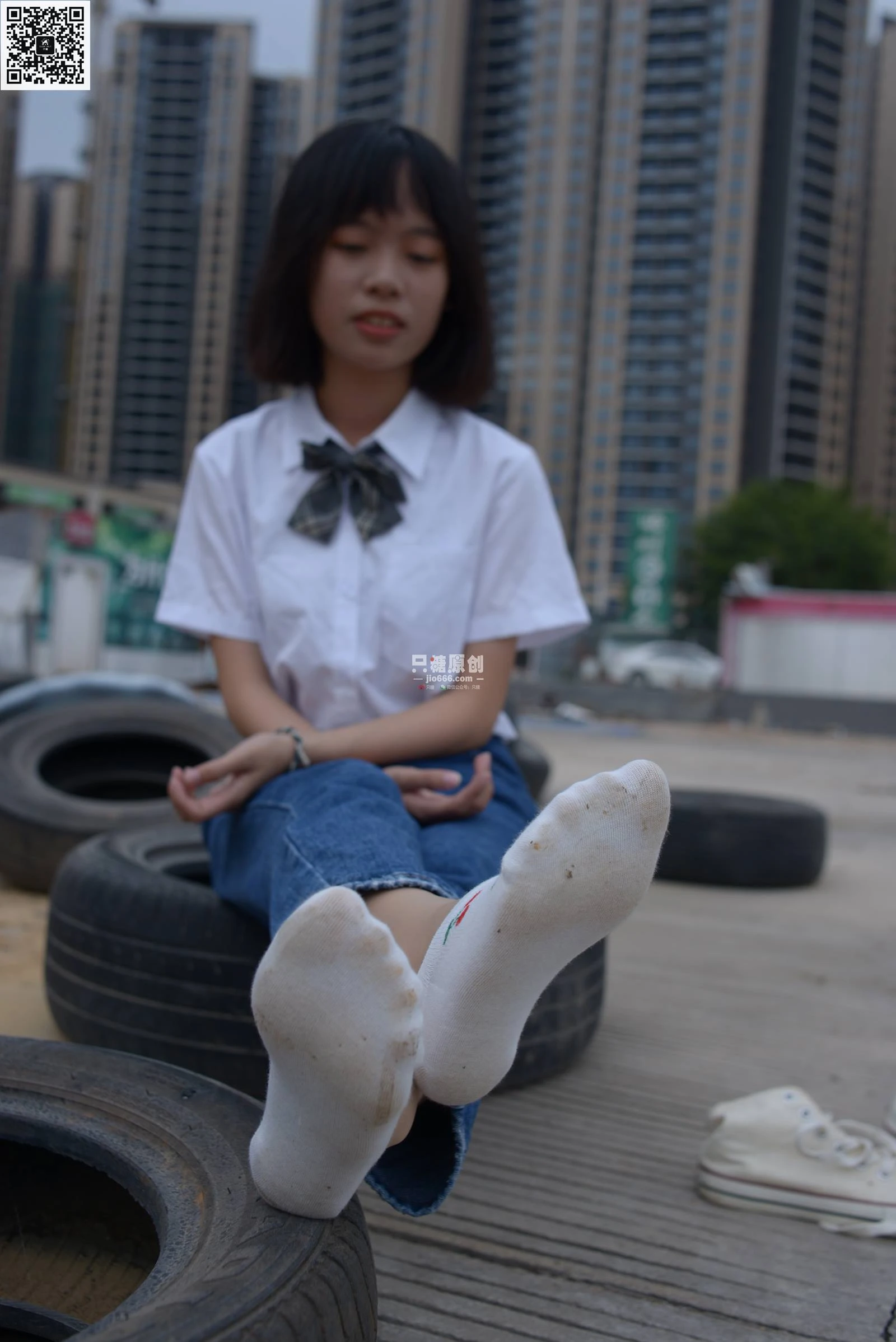 只糖棉袜 NO.526 悠悠 – 神明的储物罐 [146P/1V/1.00G]