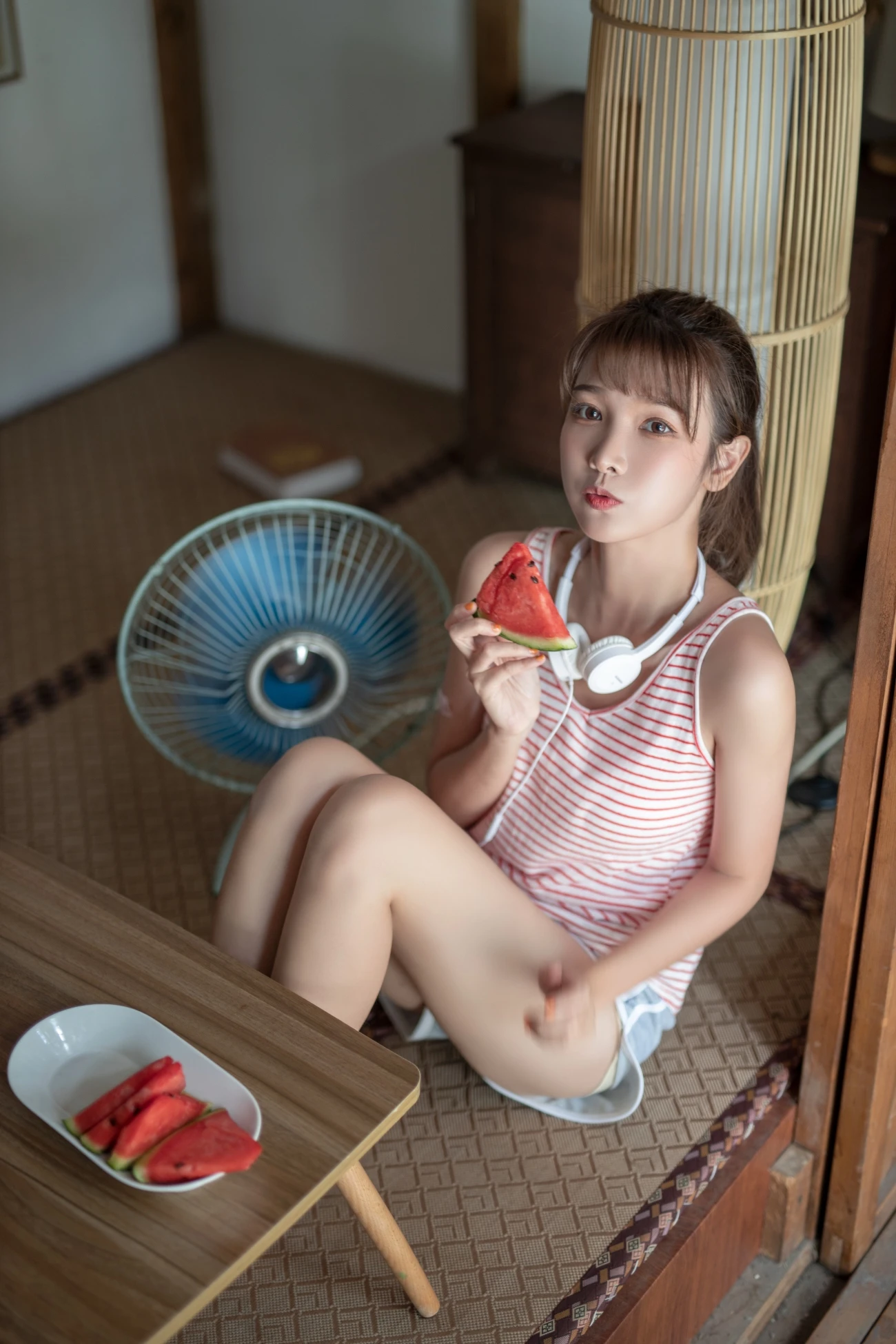 [YITUYU艺图语] 2021.08.13 西瓜少女 湘湘 [25P/217MB]