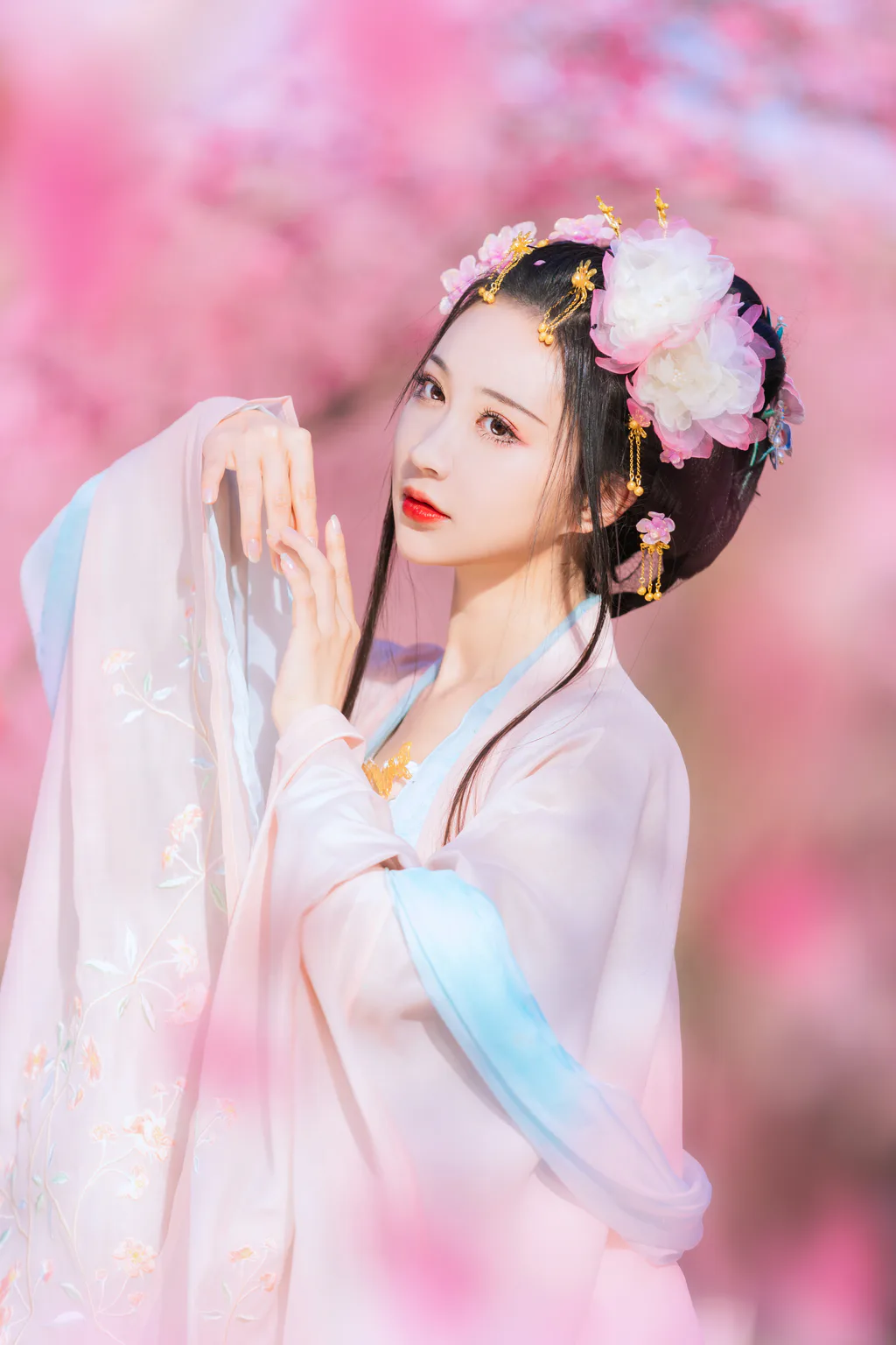 [YITUYU艺图语]2023.06.07 花间游 绮罗生的小苏苏[26+1P/154MB]