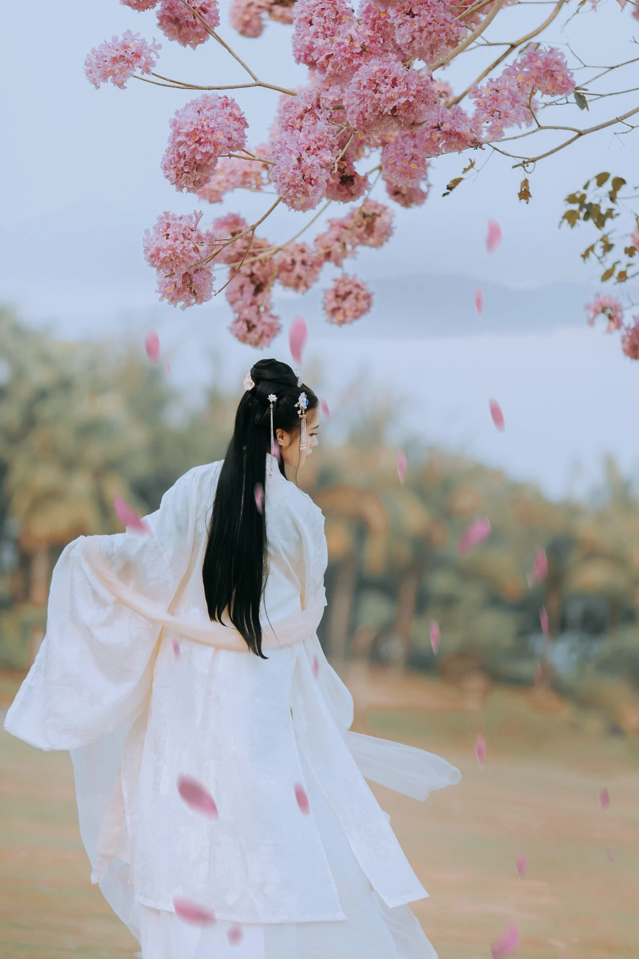 [YITUYU艺图语] 2021.09.04 遇芳记 苹果大人 [26P/245MB]