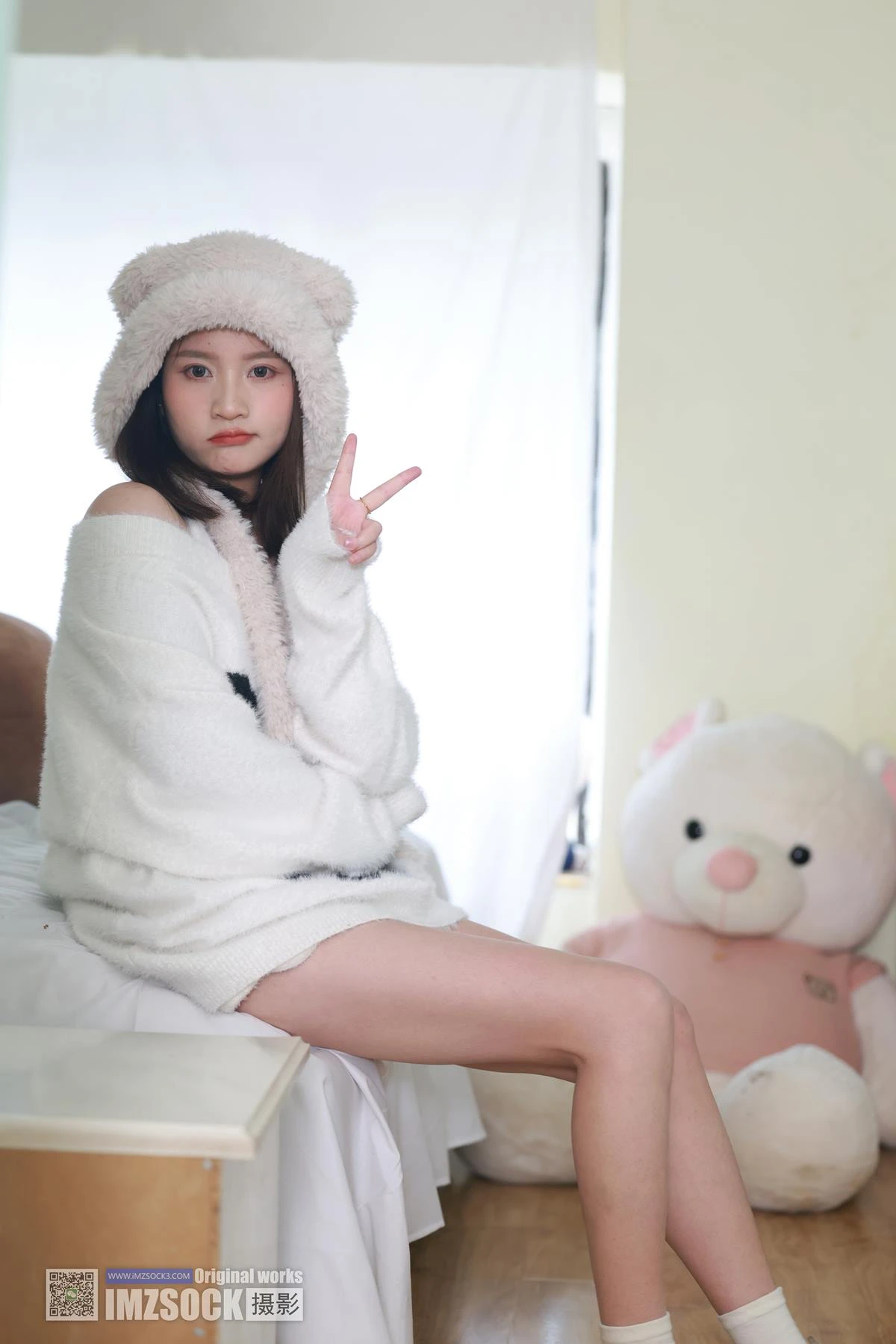 [MZSOCK]爱镁足 NO.327 小点心[146P/1V/3.23GB]