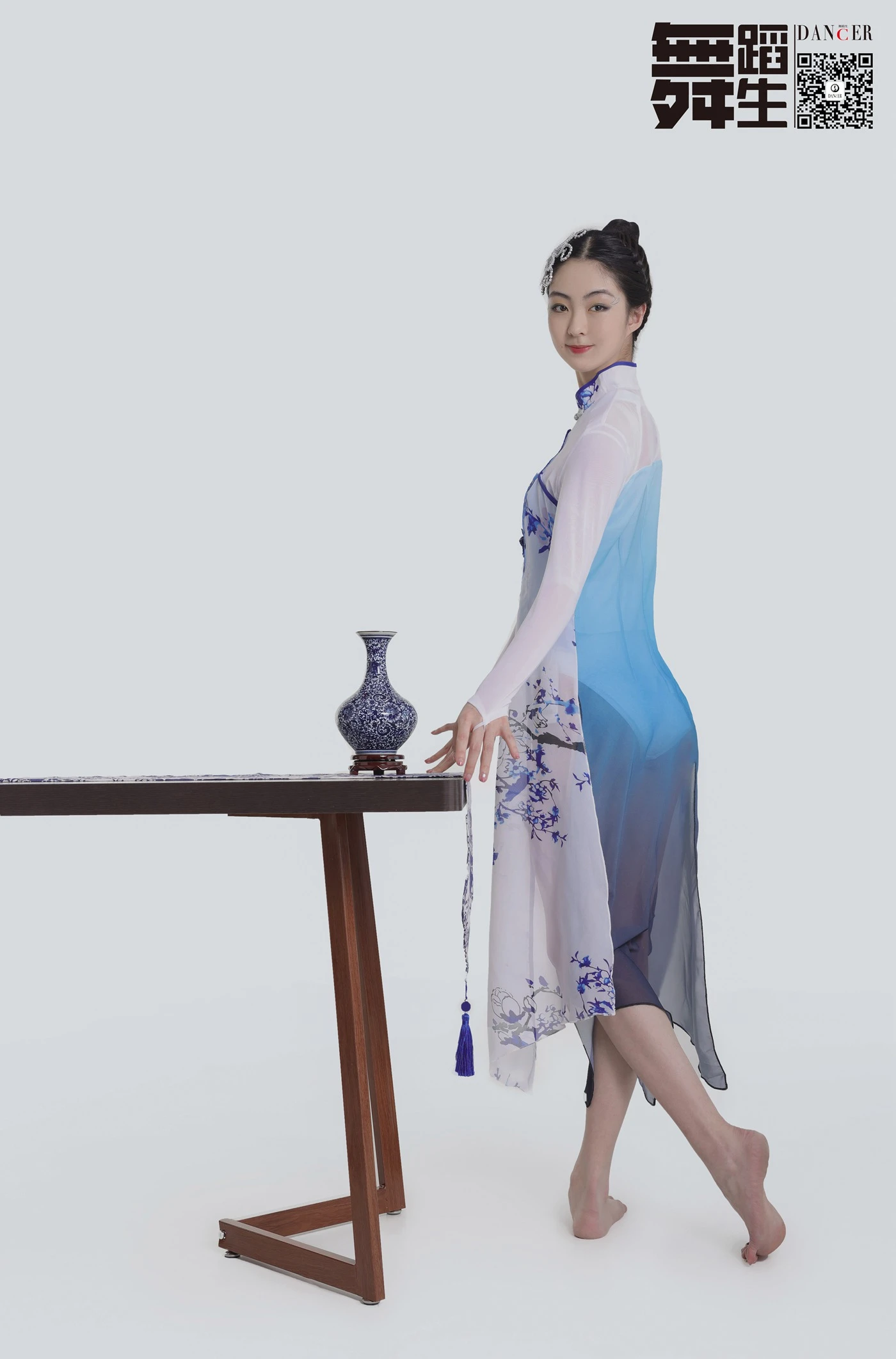 [GALLI嘉丽]舞蹈生日记 104 – 青花瓷 韩玉彤 [43P/397MB]