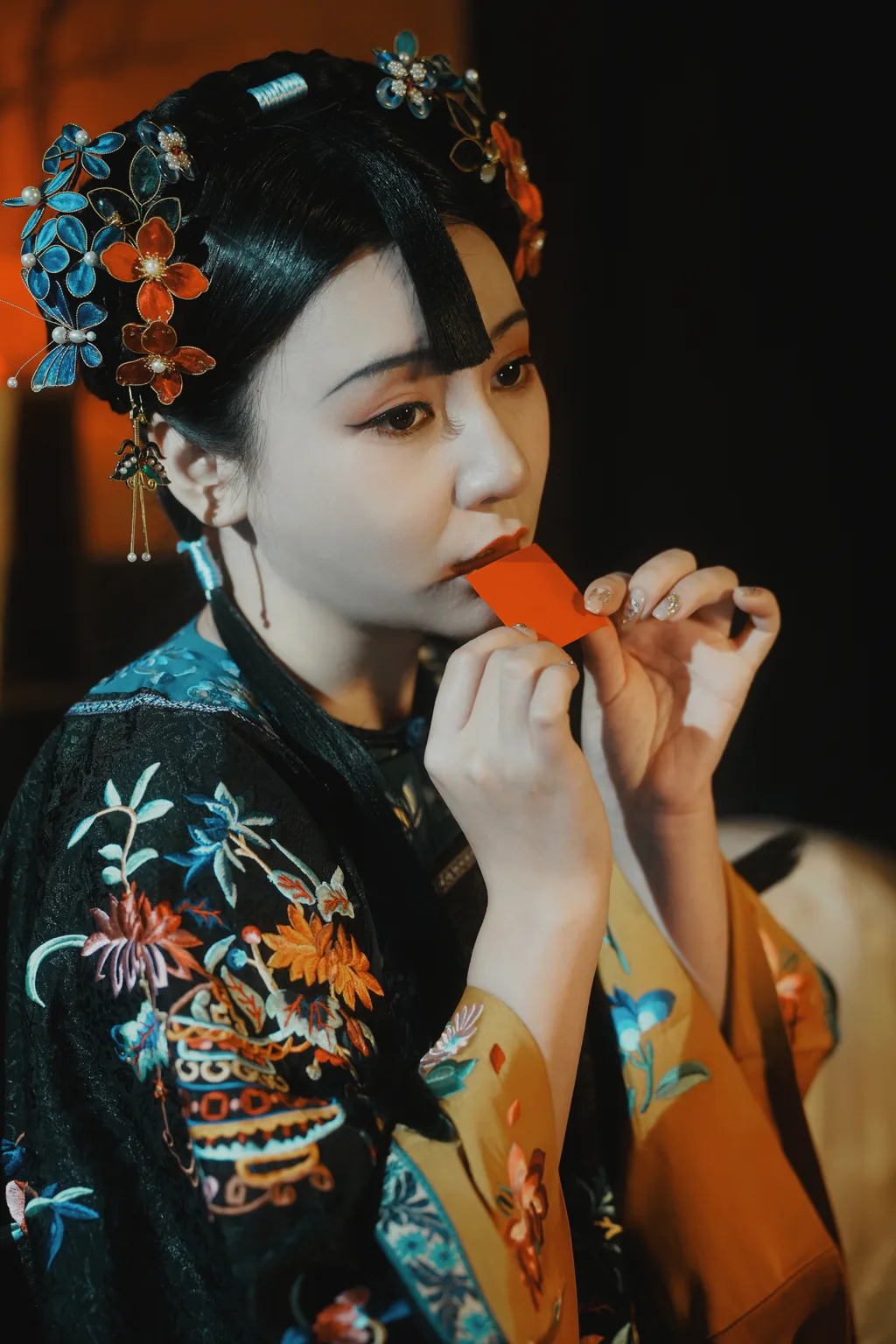 [YITUYU艺图语]2023.05.23 迷醉清汉 罗拉[25+1P/386MB]