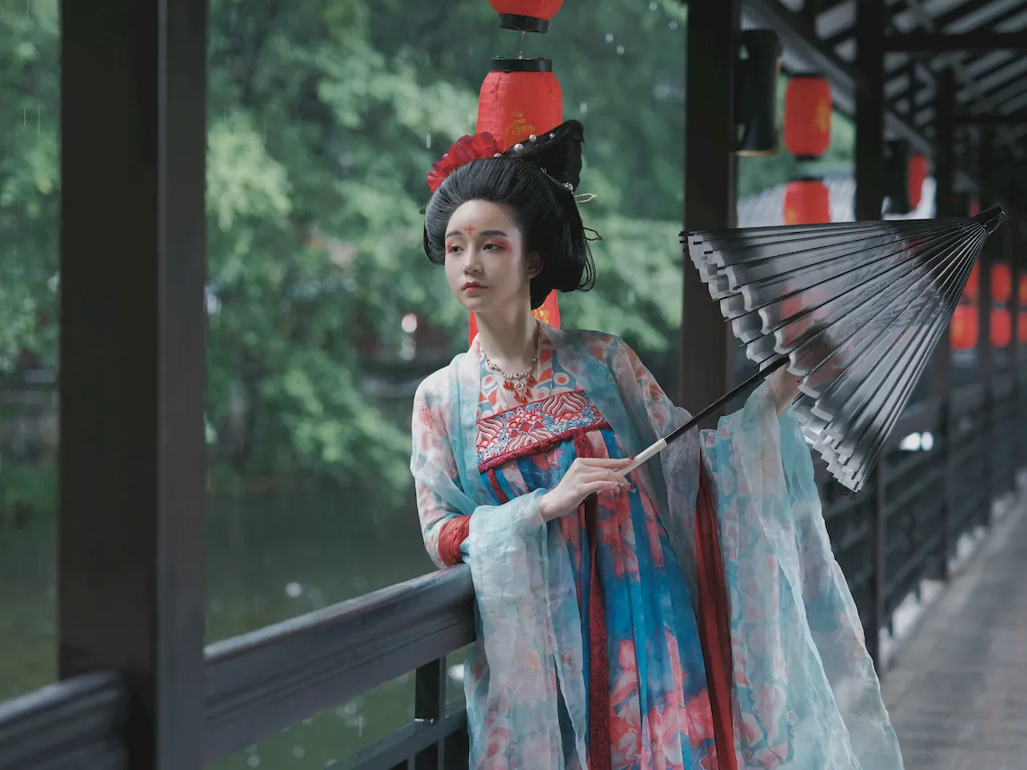 [YITUYU艺图语]2023.07.26 雨 琳琅[38+1P/447MB]