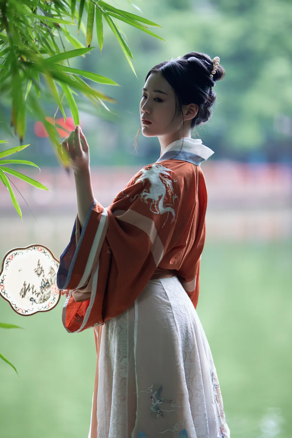 [YITUYU艺图语]2023.05.30 斛春 柒柒五今天早睡了吗[24+1P/225MB]