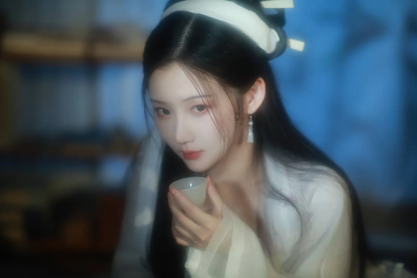 [YITUU艺图语] 2022.05.17 白蛇 zhouzhou [27P/469MB]