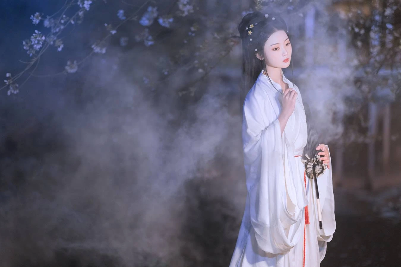 [YITUU艺图语] 2022.05.13 一枕清梦 汀贰 [32P/368MB]