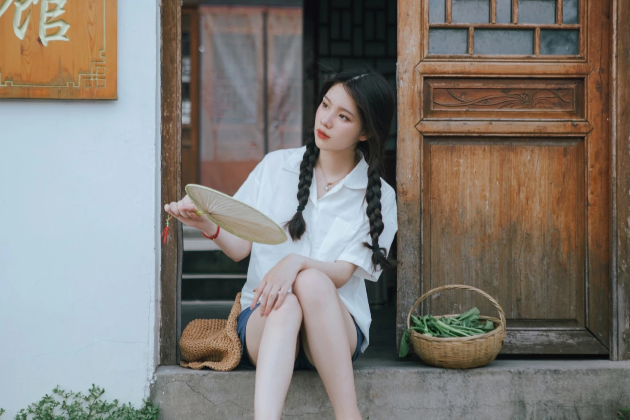 [YITUYU艺图语] 2021.06.28 小森林.秋夏 小花花花花圈 [28P/313MB]