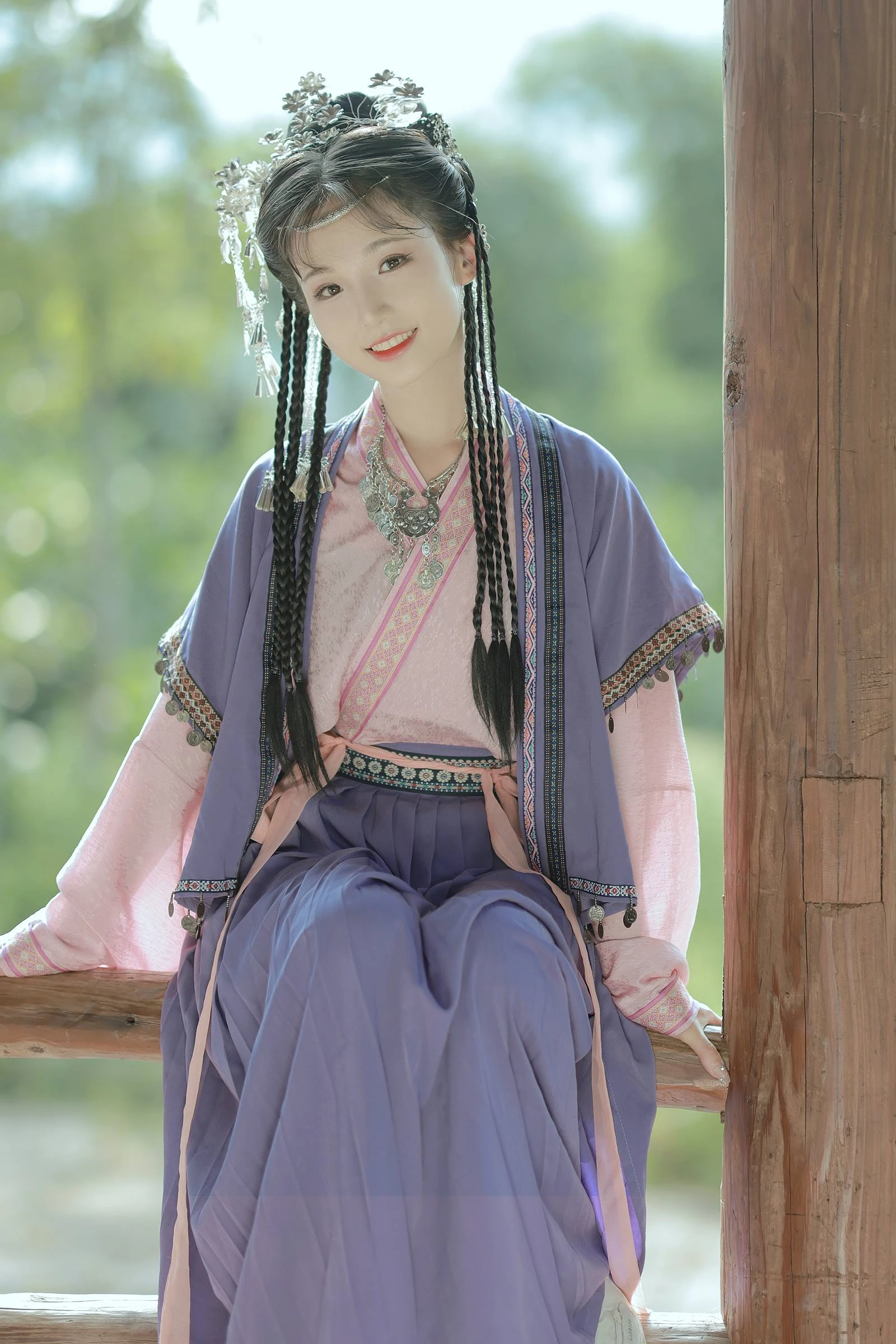 [YITUYU艺图语]2022.09.14 苗疆少女 卷卷[21+1P/188MB]