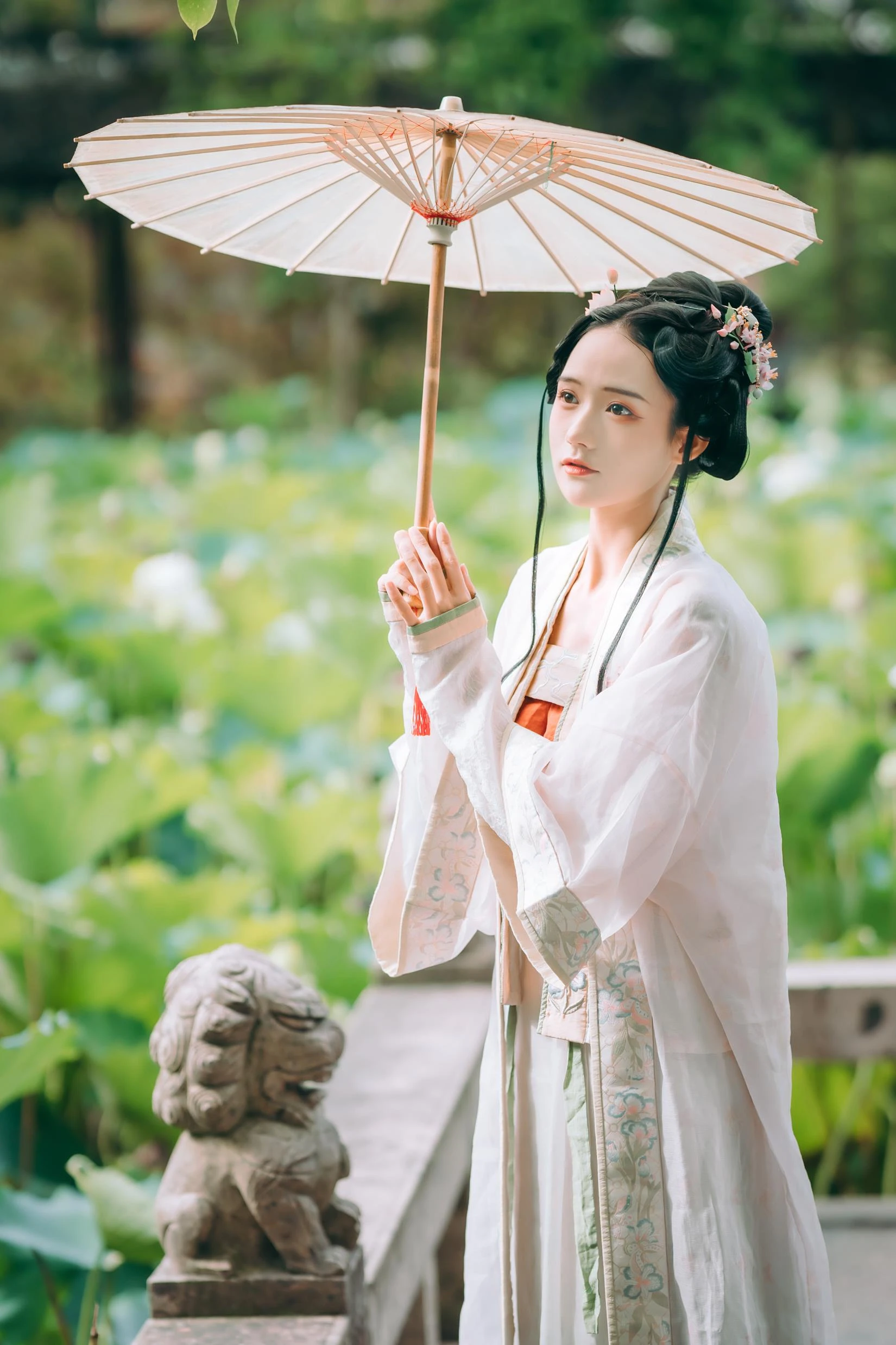 [YITUYU艺图语]2022.10.28 游园惊梦 兔子Zzz不吃胡萝卜&黄舒绮_suki[32+1P/145MB]