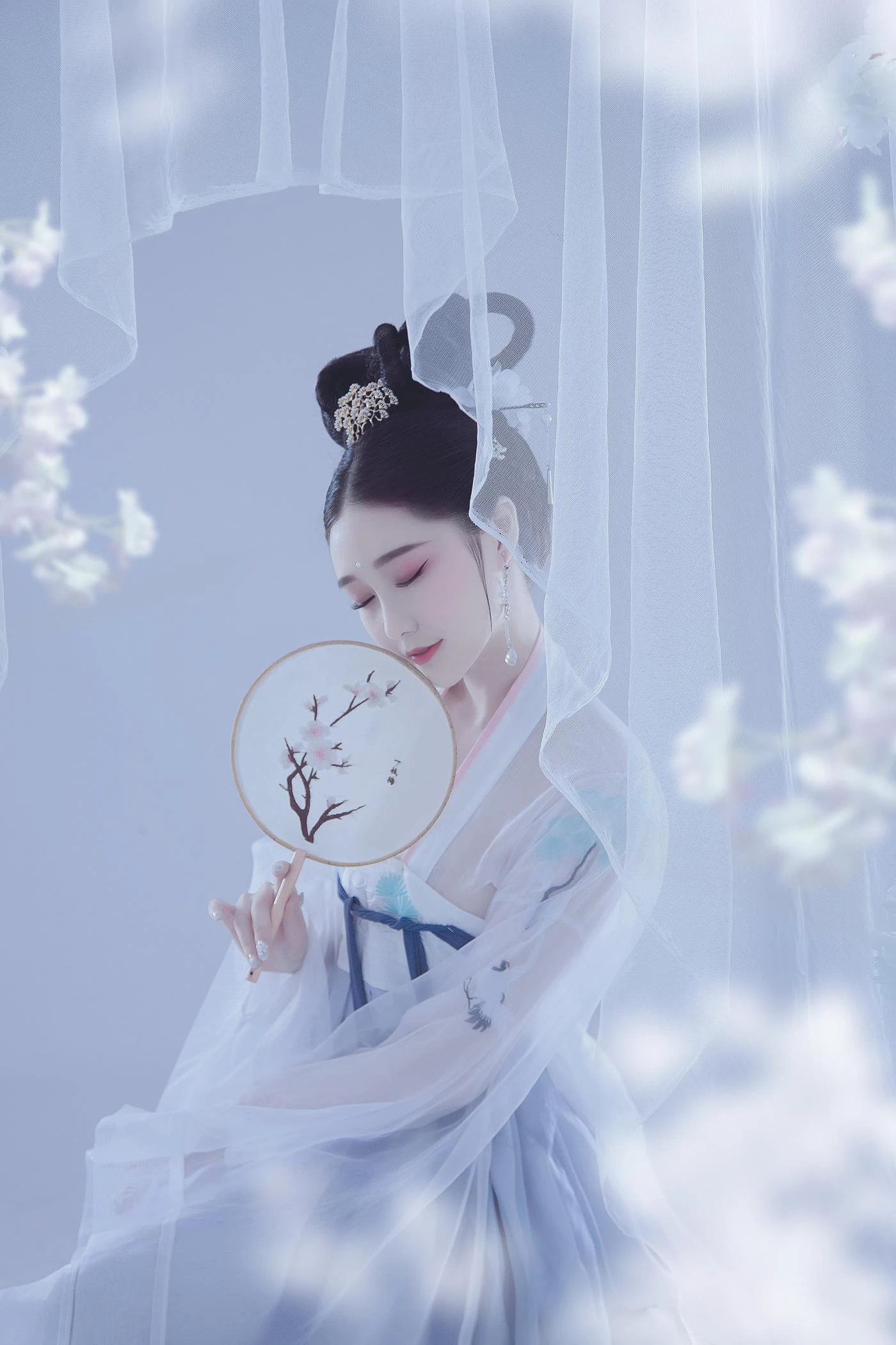 [YITUYU艺图语] 2021.12.13 绣幕芙蓉 娜宝 [22P/242MB]