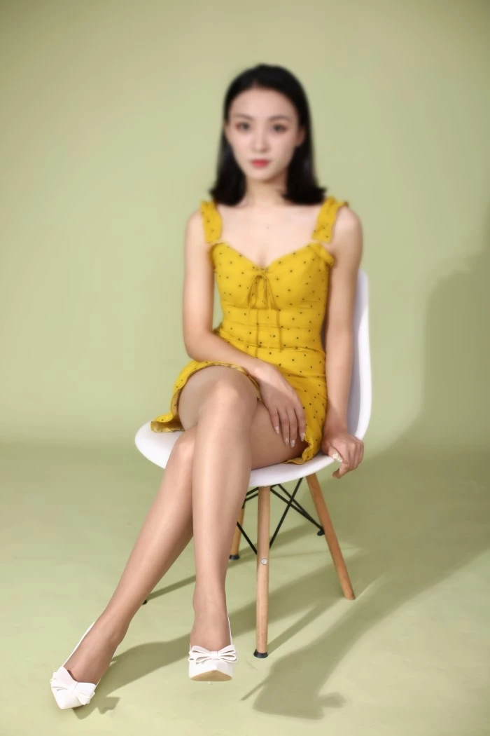 奈丝写真 NO.132：秀秀 –绿色萌萌哒 [38P/406MB]
