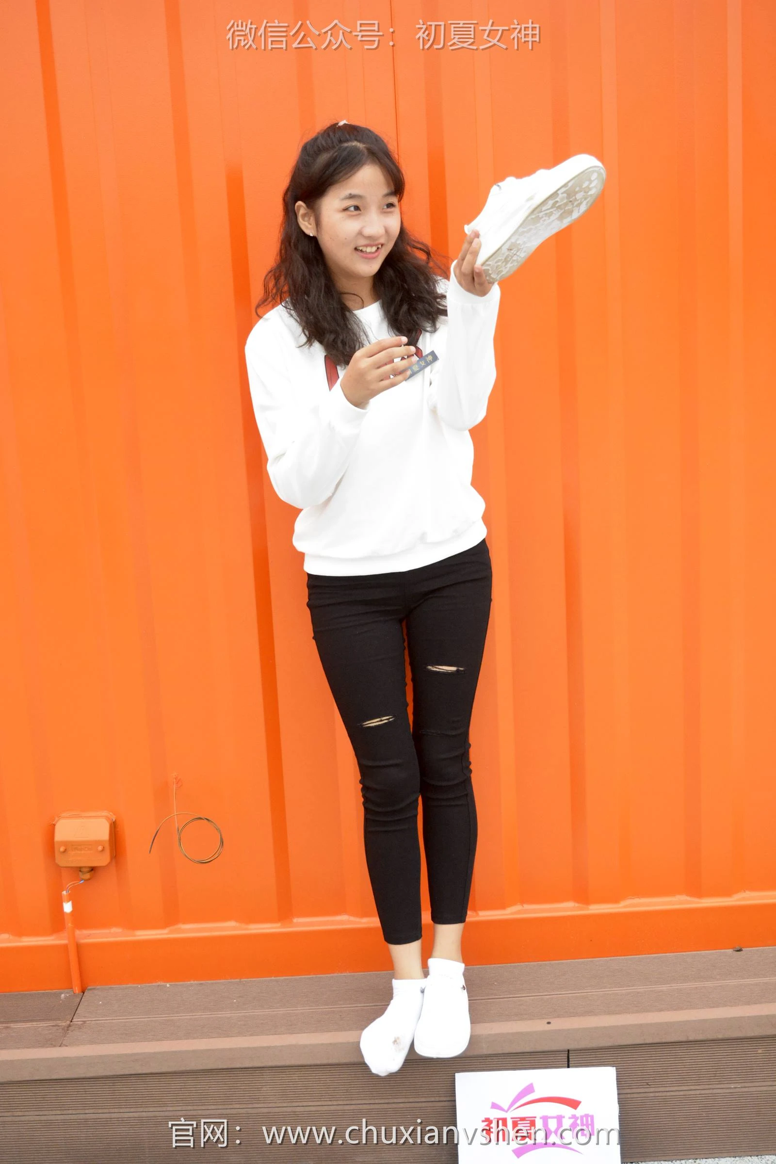 初夏女神 NO.092 点点 休闲卫衣[150P/1V/5.26GB]