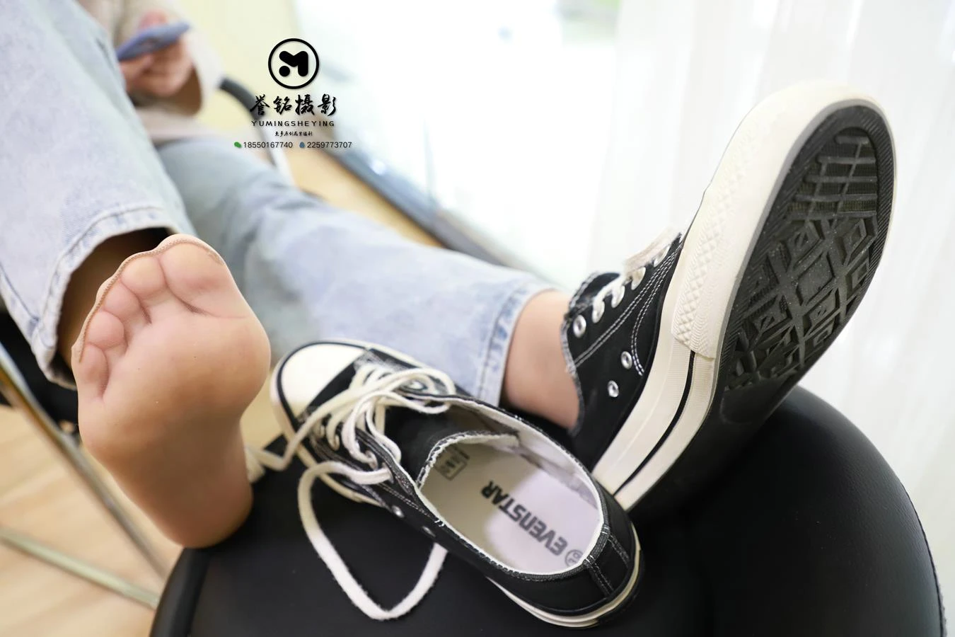 [誉铭传媒]袜足摄影 2020年 NO.009[100P/589MB]