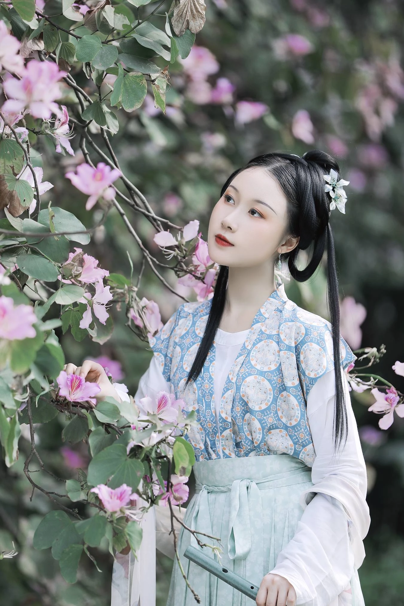 [YITUU艺图语] 2022.04.25 春庭暮 涵涵 [20P/265MB]