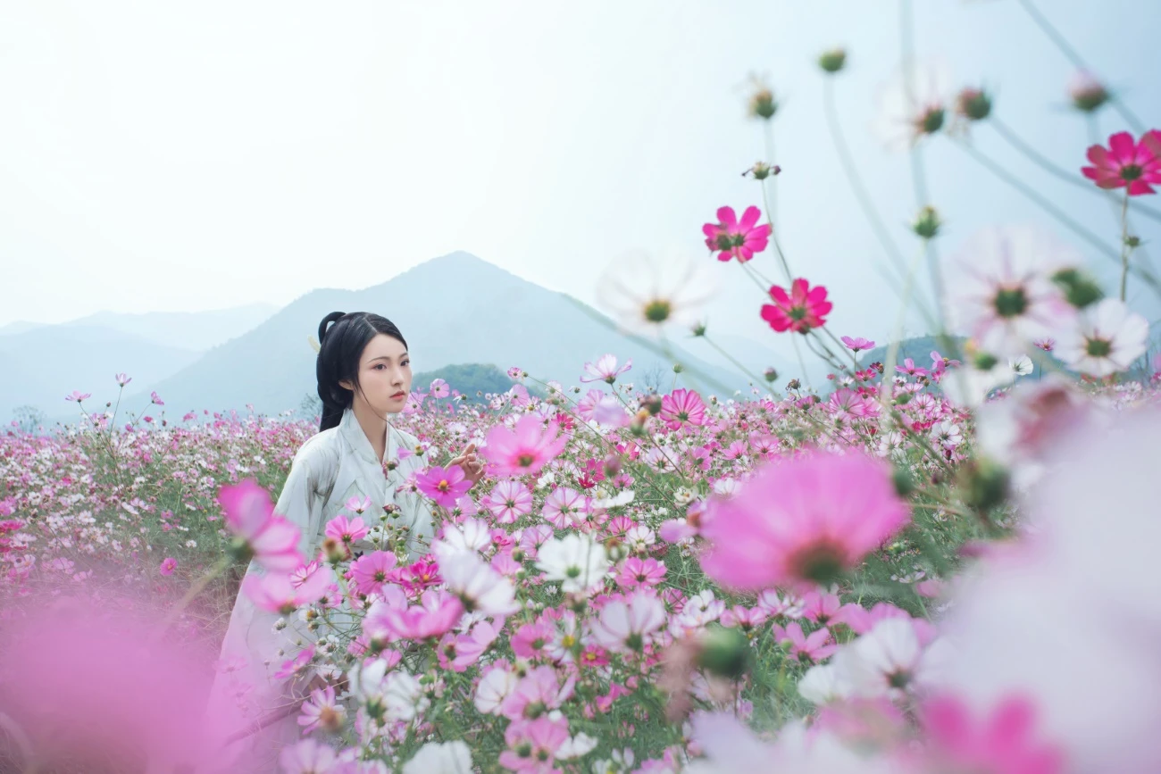 [YITUYU艺图语] 2022.05.23 娑萝 一个白鹿 [22P/274MB]