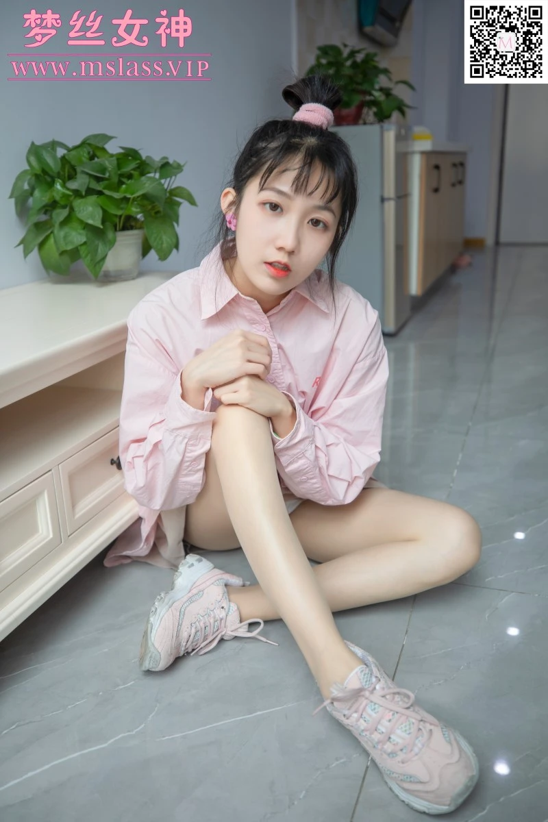 [MSLASS梦丝女神] 2020.10.22 莹仙女《粉粉的》 [65P/480MB]