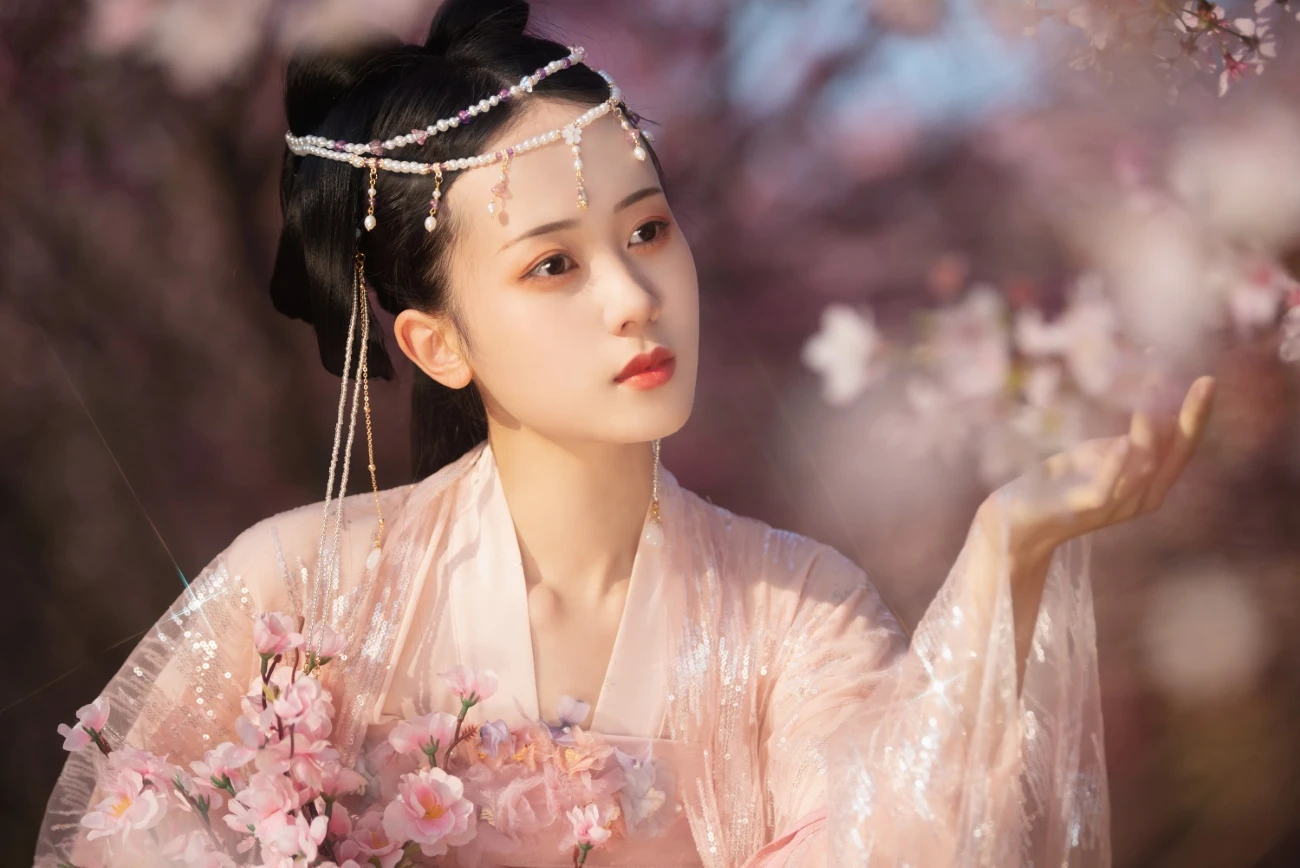 [YITUYU艺图语] 2021.04.15 桃夭 小熊 [28P/503MB]