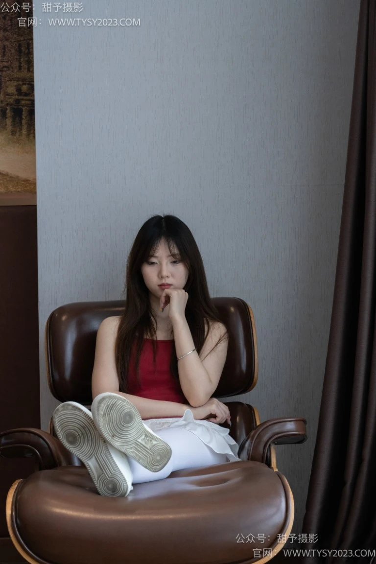甜予摄影 NO.089期：璇璇-板鞋、厚白丝（完整版）[136P/2V/10.55GB]