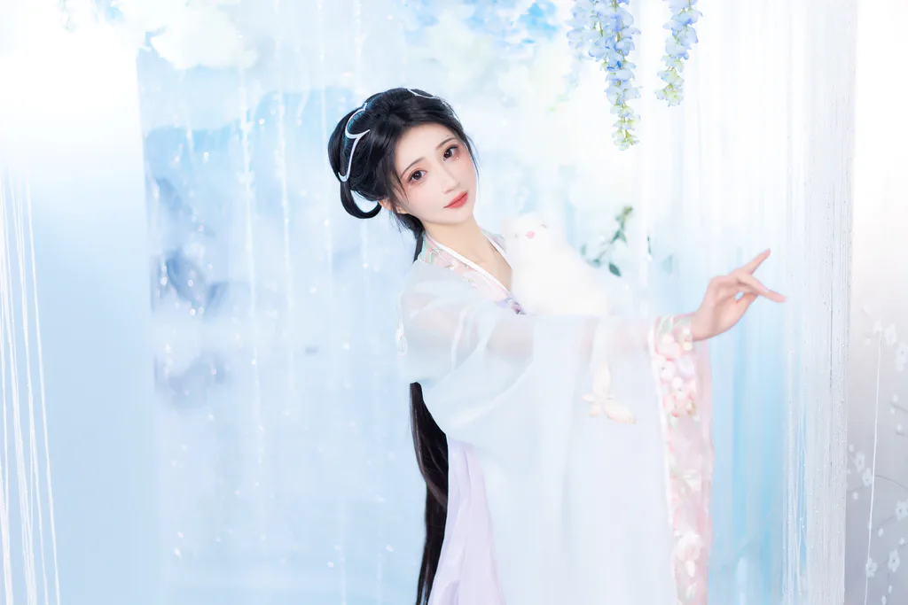 [YITUYU艺图语]2023.02.01 云散雪 绮罗生的小苏苏[25+1P/127MB]