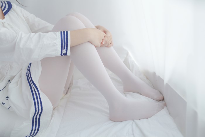 少女秩序 VOL.009 白丝水手服 [32P/198MB]
