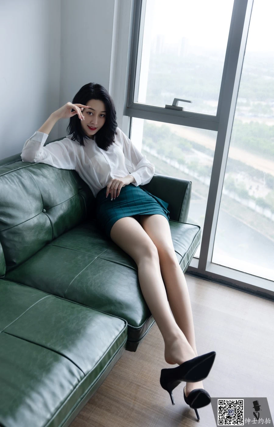 SHENSHI绅士 – SS005 依婷 [75P/161MB]