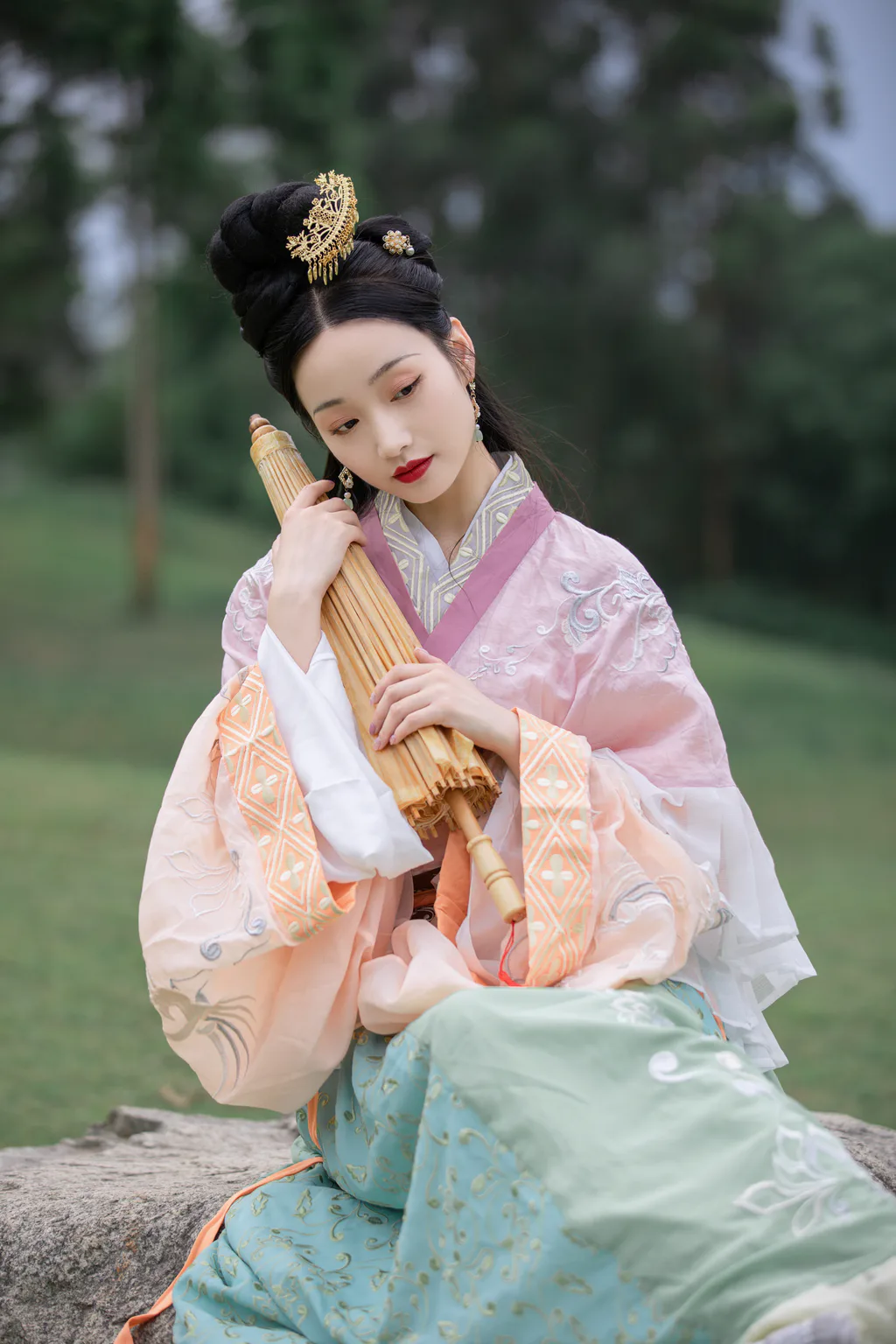 [YITUYU艺图语]2023.06.16 清歌 凌子兮[21+1P/357MB]