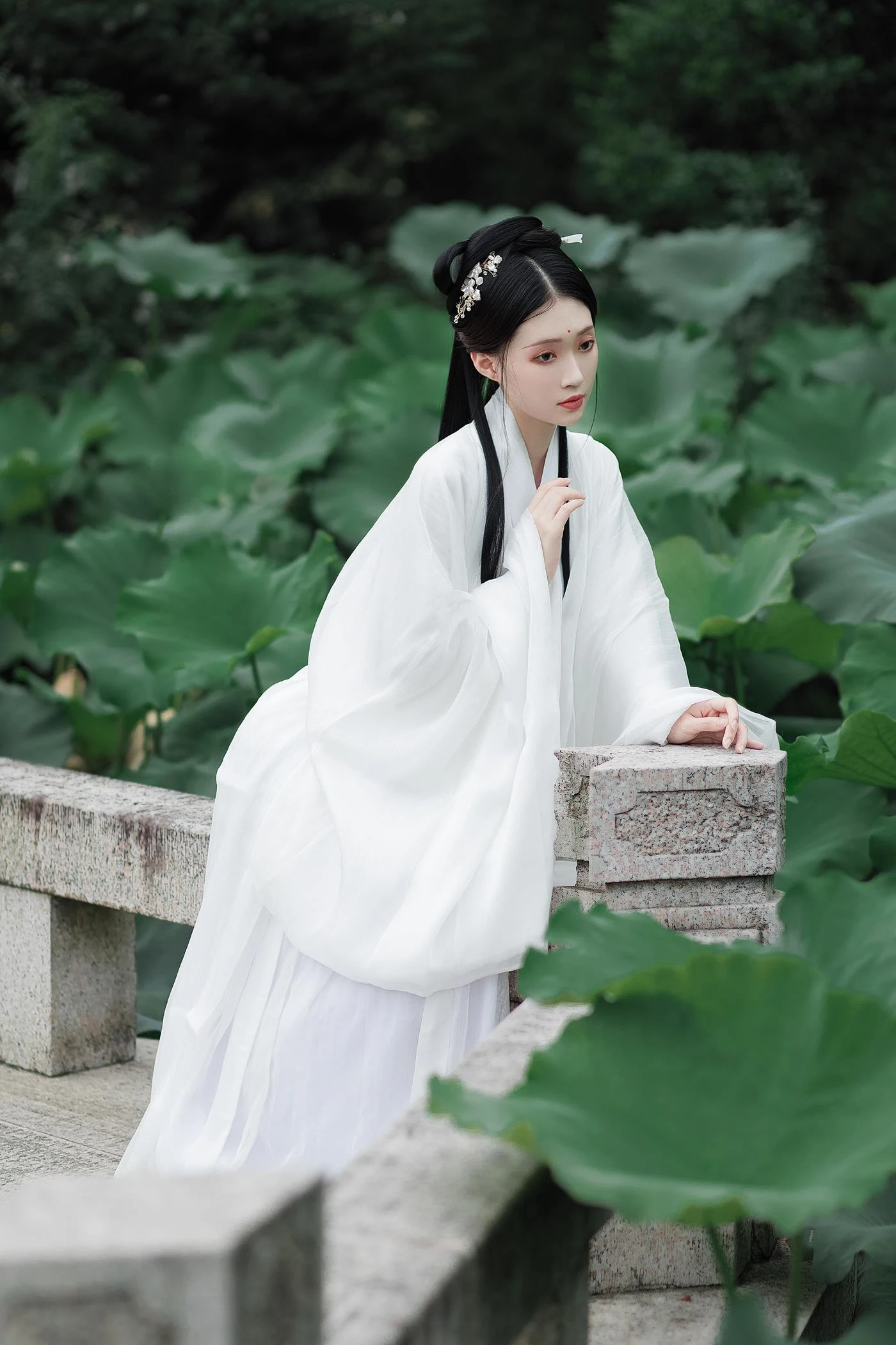 [YITUYU艺图语] 2022.02.02 层波潋滟远山横 一笑一倾城 柳柳杨柳柳_ [23P/513MB]