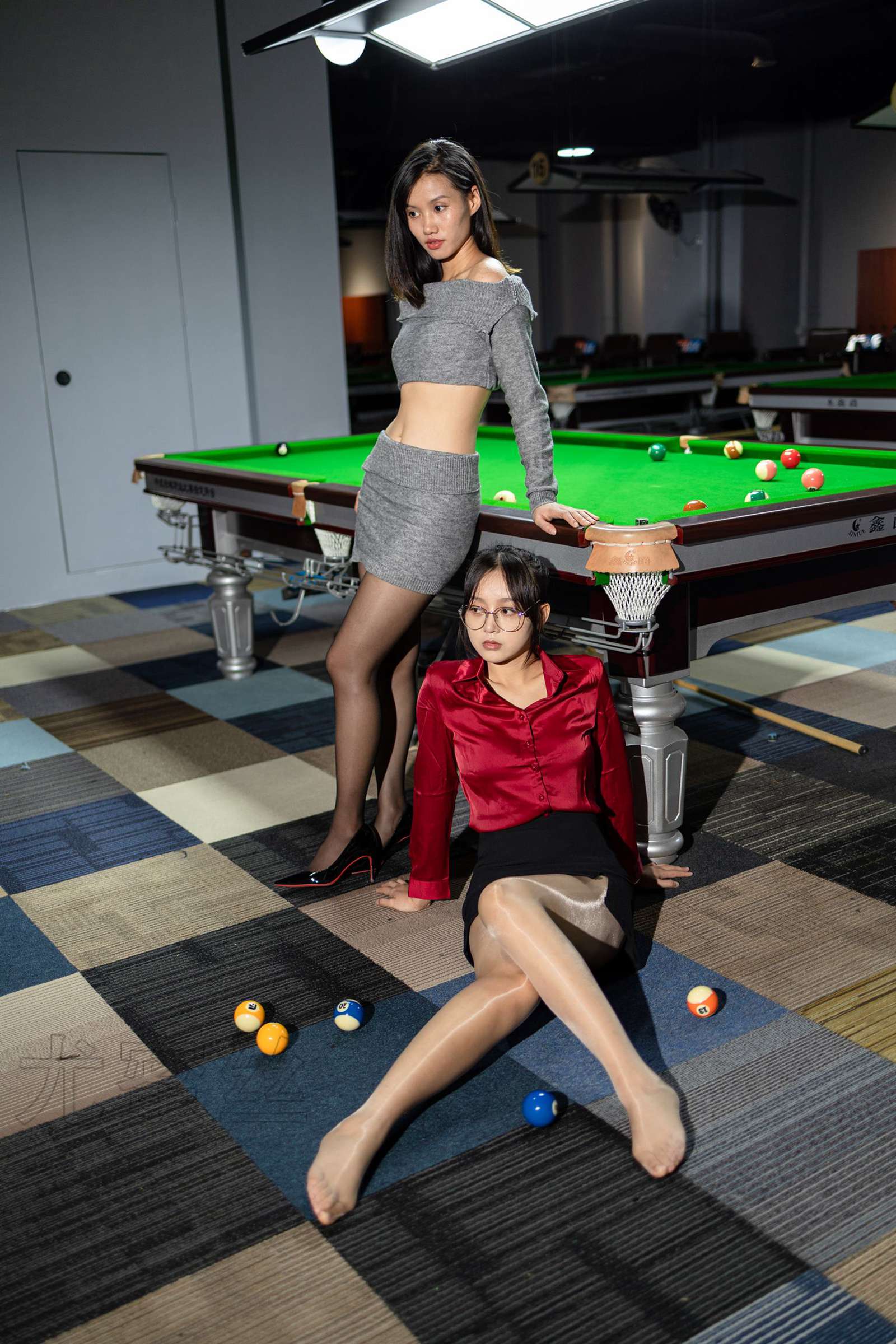 尤蜜丝 NO.082 穿搭推广展示图集[68P/736MB]