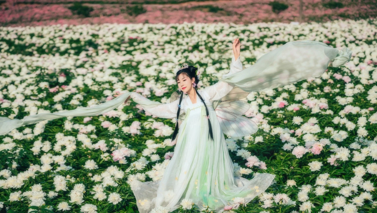 [YITUYU艺图语] 2022.06.02 芍要仙 木景抒 [27P/300MB]