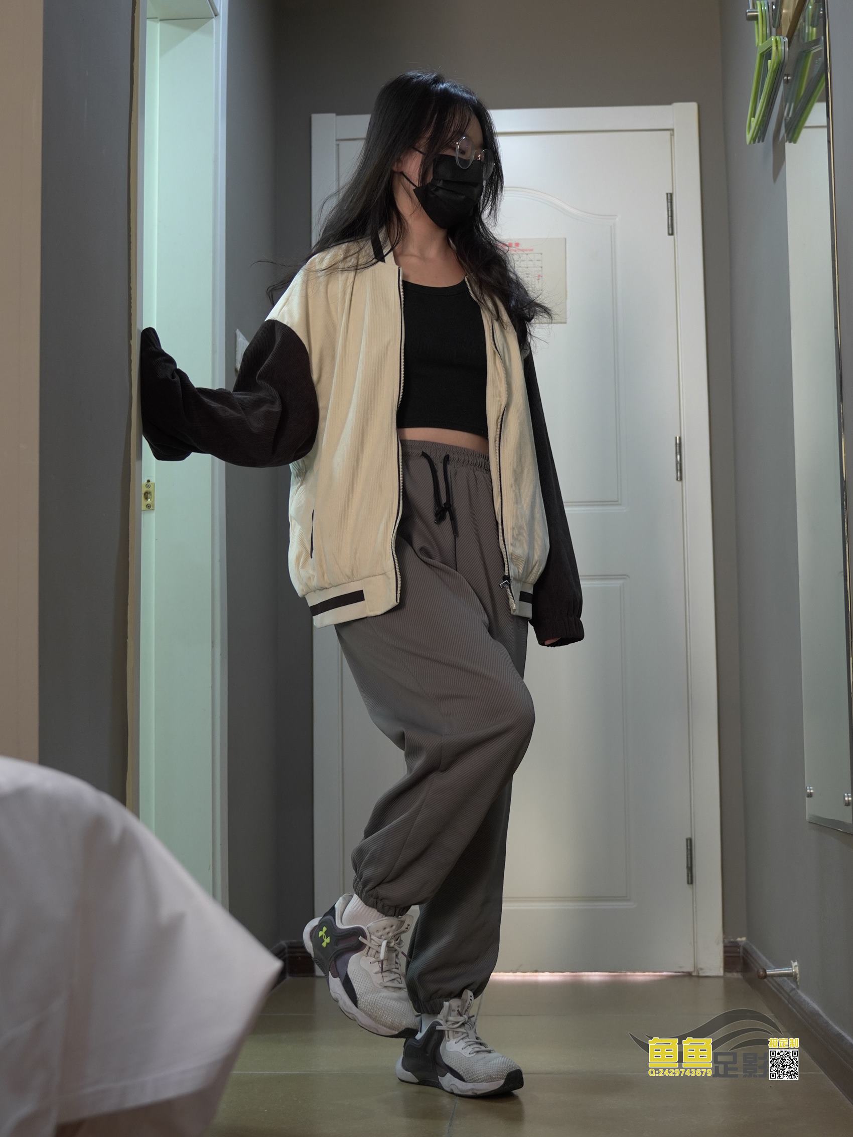 鱼鱼足影@089-第103期：茵茵老师[148P/1.16GB]