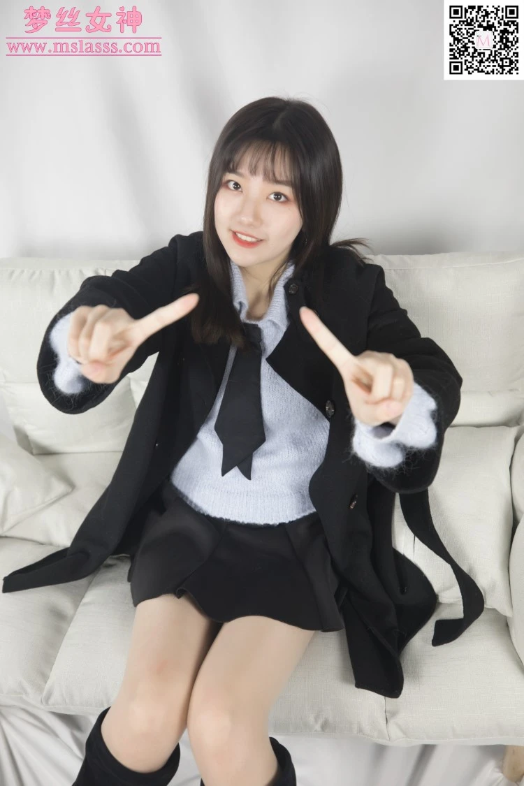 [MSLASS梦丝女神] 2020-01-07 小盐 黑风衣下的肉丝美腿 [61P/1V/0.98GB]