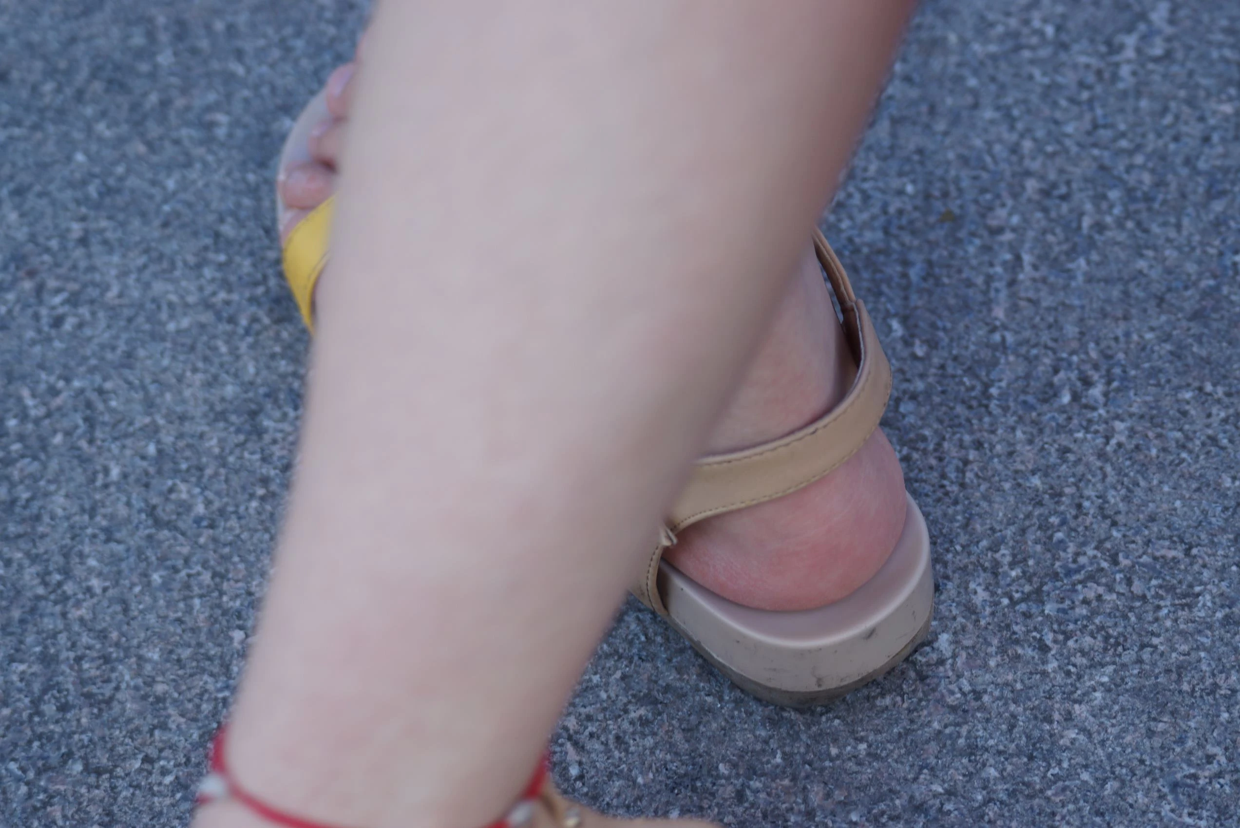 自由摄影 No.240 两国足战 [49P/131MB]