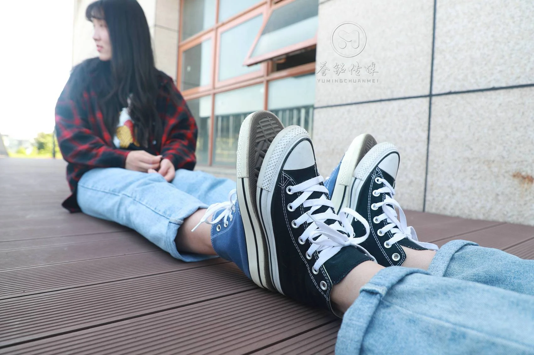 [誉铭传媒]袜足摄影 2019年《2019.05.13定制作品》[164P/1V/1.71GB]