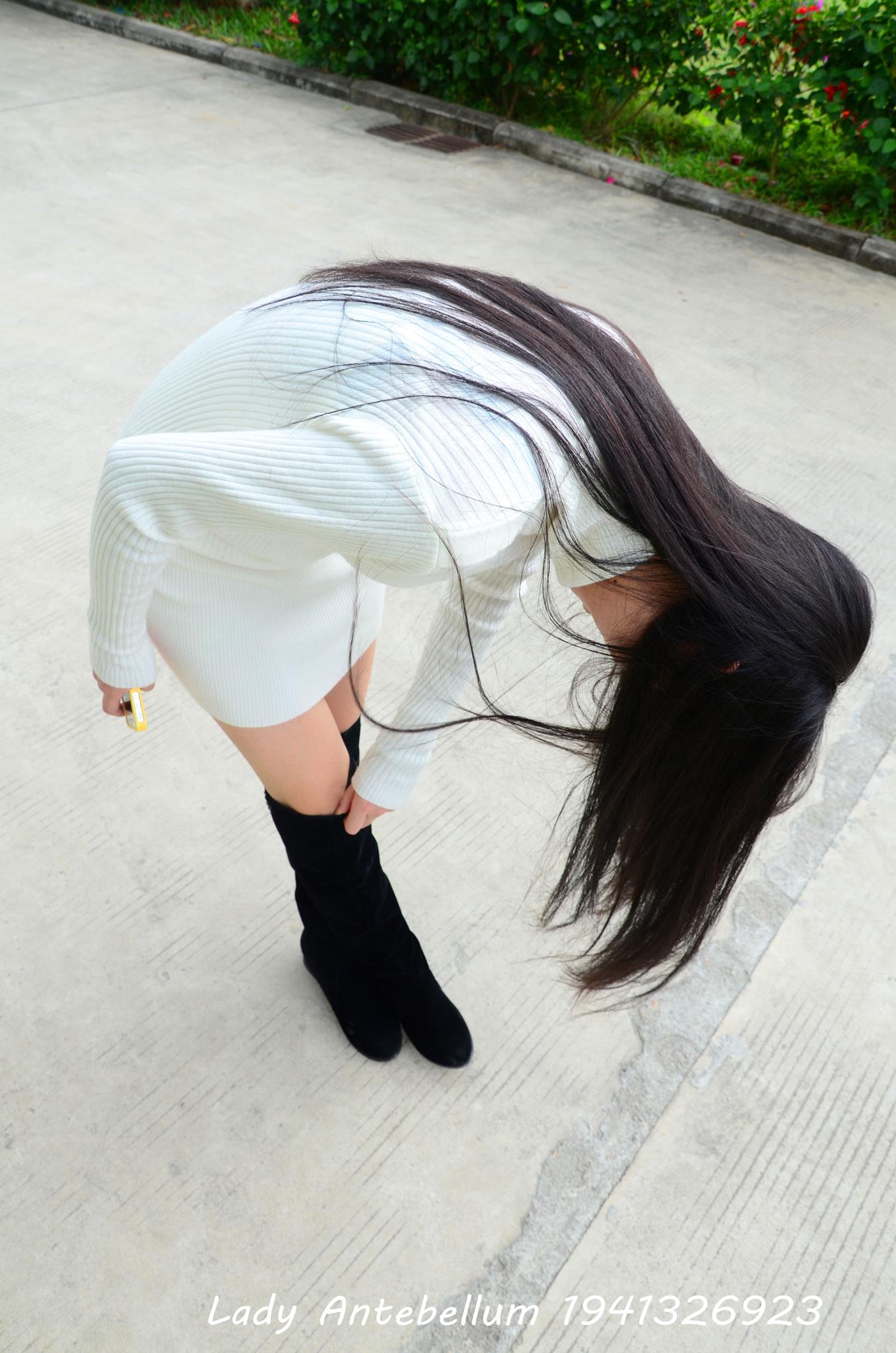 [战前女神] 美腿镁足精品摄影套图 075 [109P/218MB]