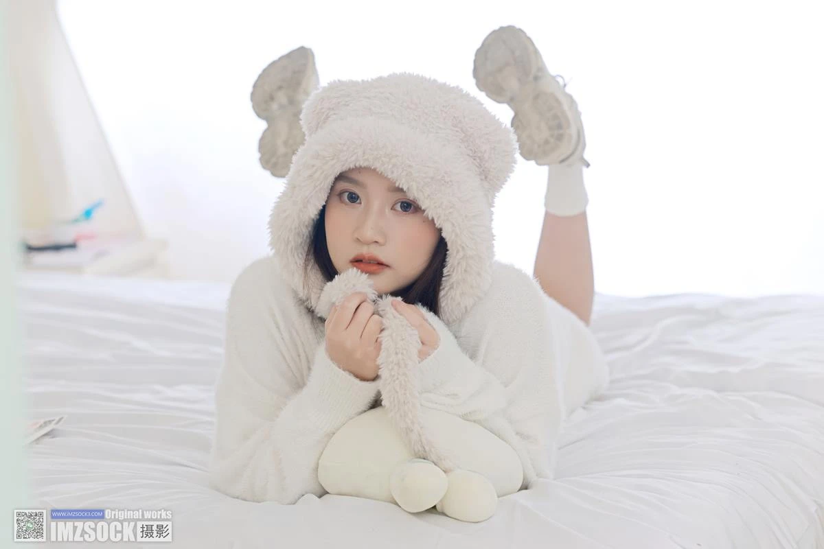 [MZSOCK]爱镁足 NO.327 小点心[146P/1V/3.23GB]