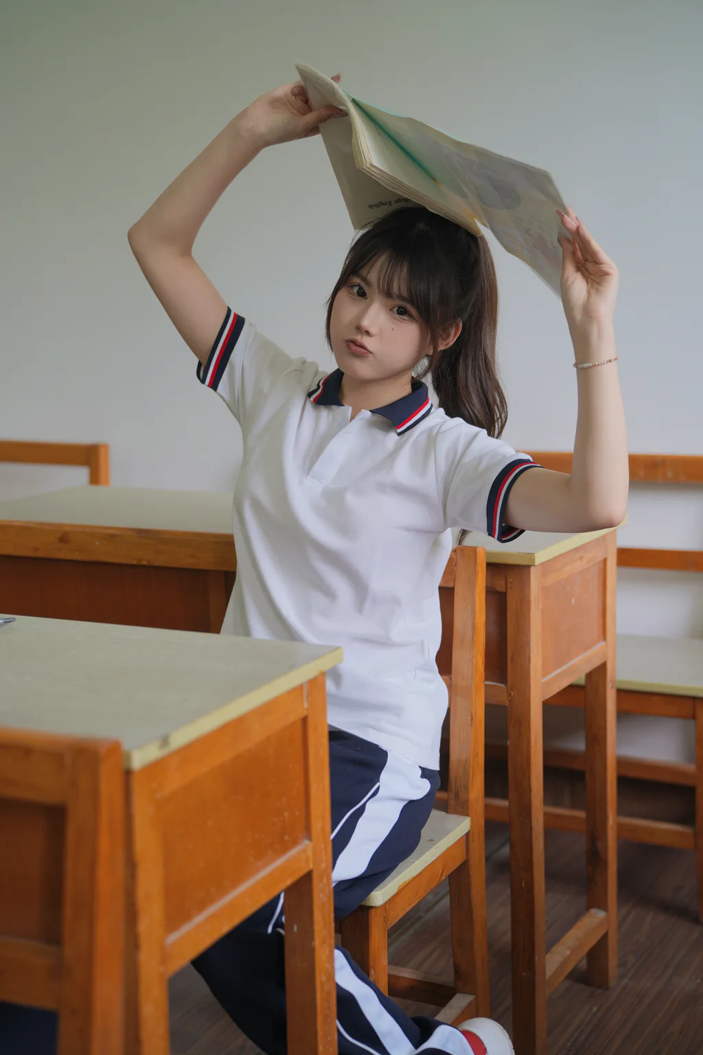 [YITUYU艺图语]2023.05.04 春日校园 shiro[25+1P/393MB]