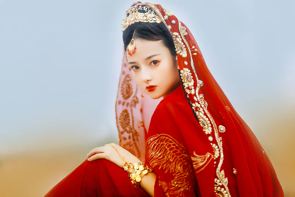 [YITUYU艺图语]2023.01.03 西域美仁 LLIYaNinG[21+1P/182MB]
