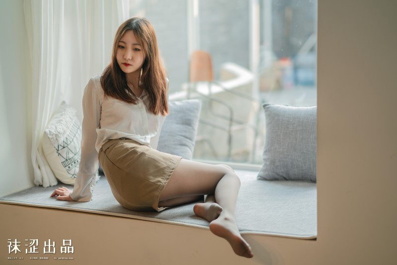 袜涩写真 VOL.077《静》[49P/113MB]