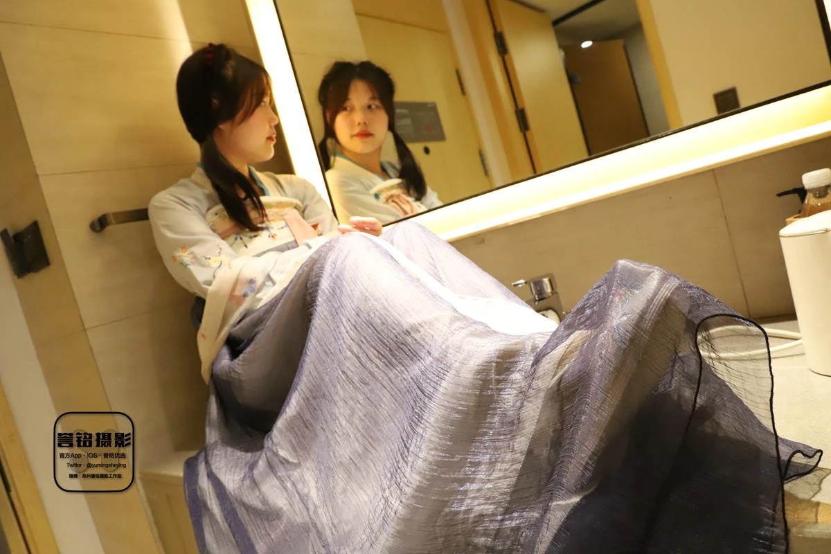 誉铭传媒 2023年第14期 汉服厚肉打底裤包脚裸足[70P/1V/1.26G]