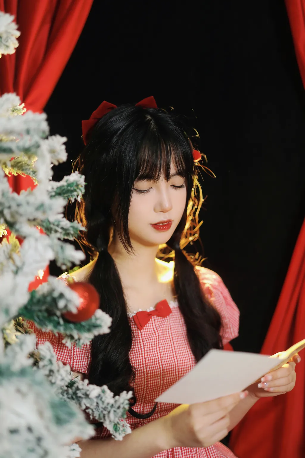 [YITUYU艺图语]2022.12.18 童话里的圣诞节 淺櫻桃奈[24+1P/238MB]