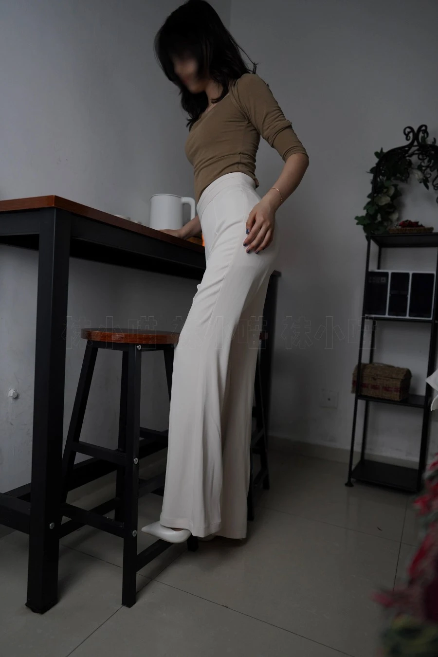 [kittyWawa袜小喵]KT293 飘逸 [100P/121MB]