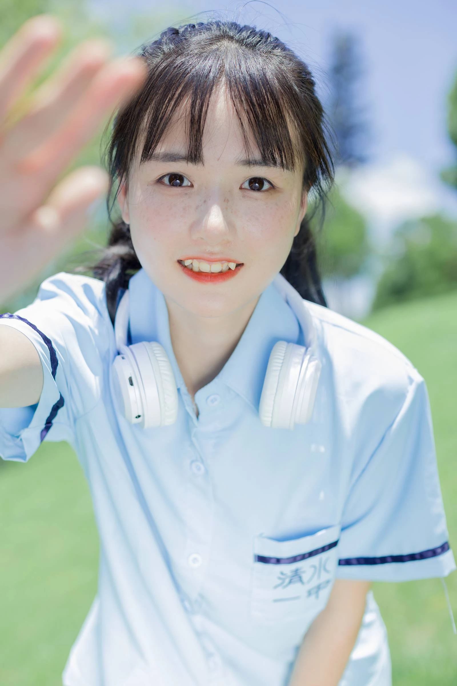 [YITUYU艺图语]2022.08.23 风的味道 小怡美眉cute[33+1P/356MB]