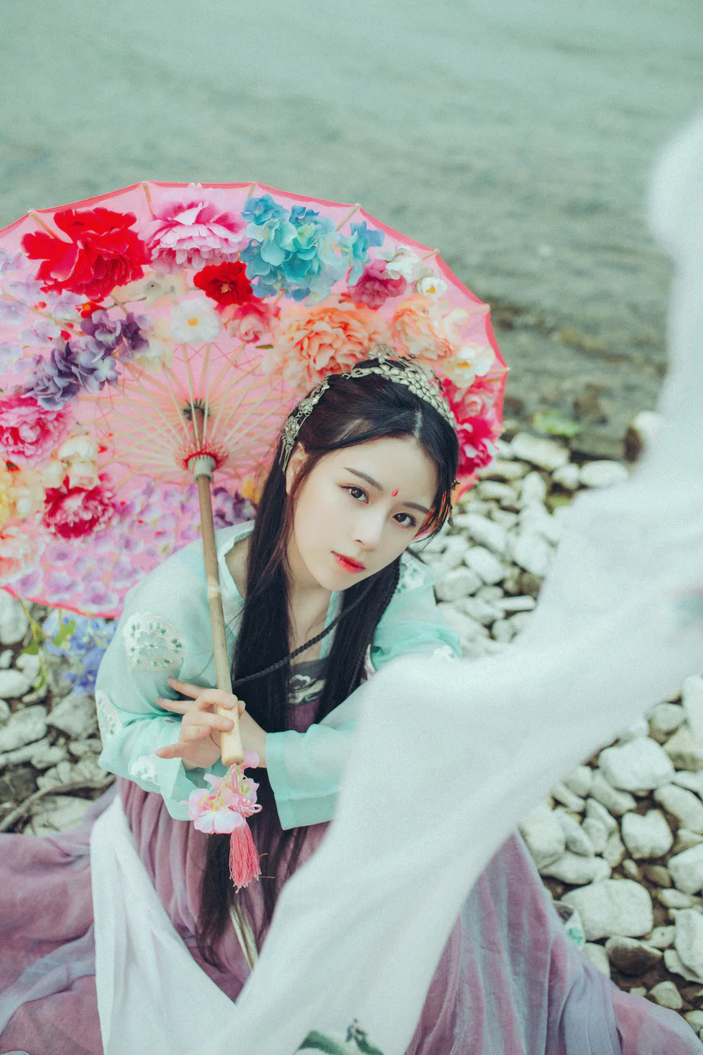 [YITUYU艺图语]2023.04.29 香客 公子不坏__[36+1P/299MB]
