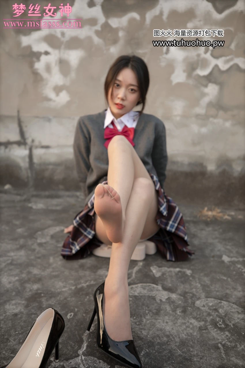 [MSLASS梦丝女神]2021.01.31 新模女神 刘灵嘉 [21P/132MB]