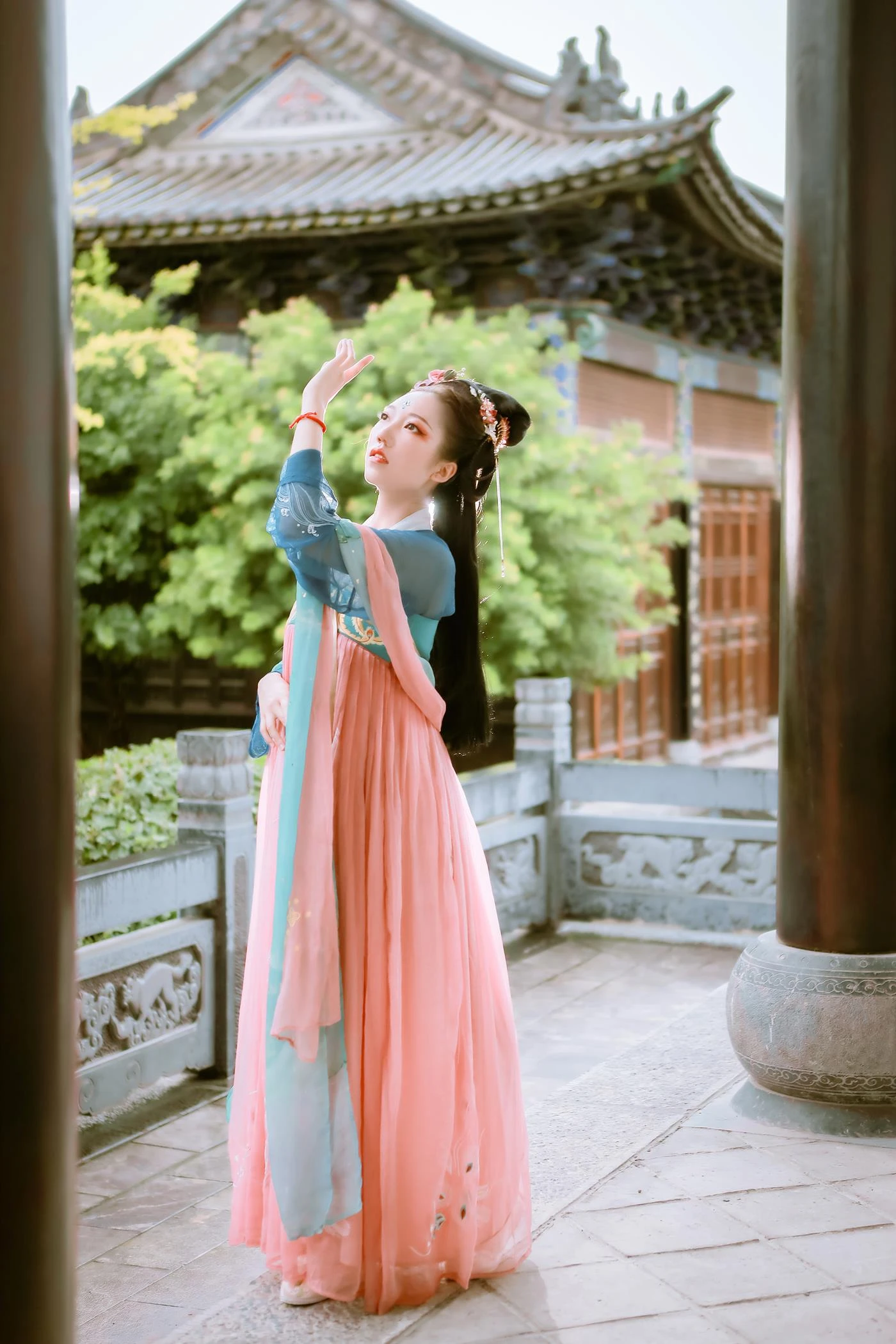 [YITUYU艺图语] 2022.01.26 晚风庭院 陌夕 [28P/380MB]