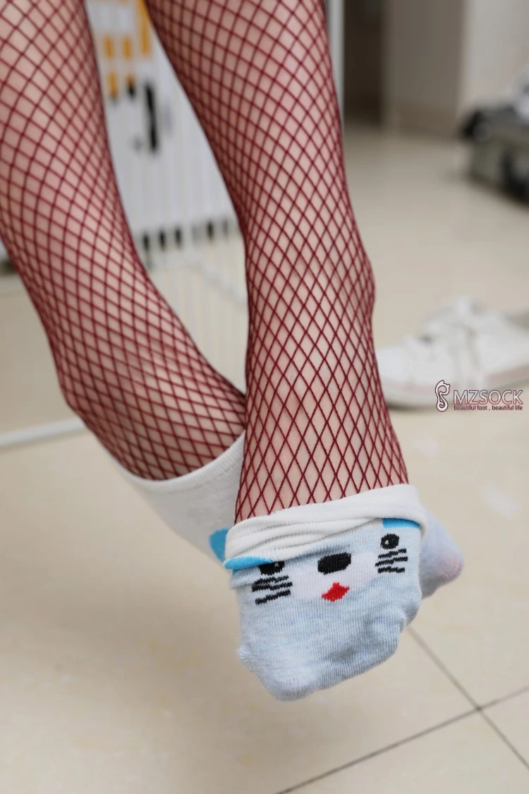 [MZSOCK]爱镁足 No.017 萱萱 [55P/164MB]